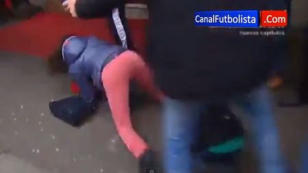 VIDEO Messi a stârnit fanatismul în cea mai echilibrată țară din lume!** ȘOCANT: gărzile lui au trântit la pământ fanele care încercau să obțină un autograf