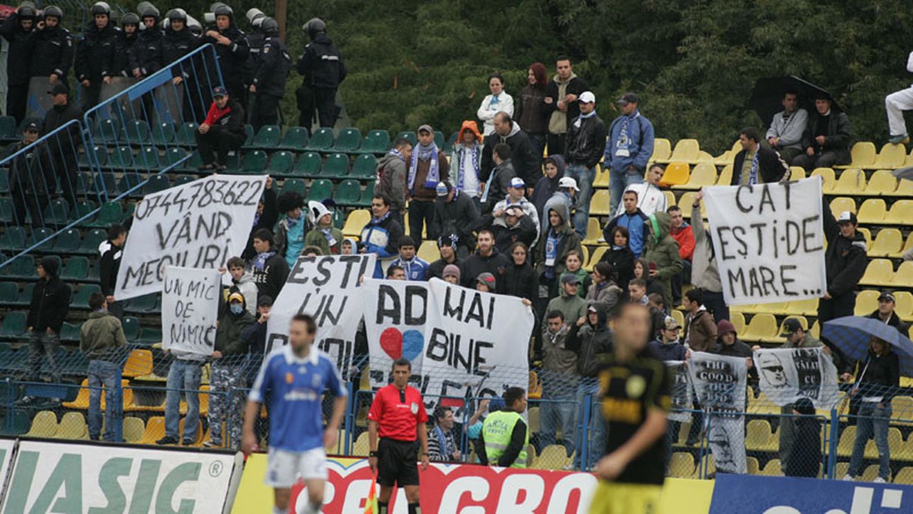 Sezione protestează împotriva jandarmeriei