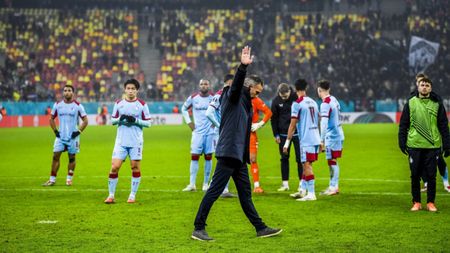 I-a făcut "praf"! Robin van Persie nu s-a ferit de cuvinte, după revenirea de senzație a FCSB-ului