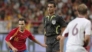 Brigadă de arbitri din Israel la meciul Slovan Liberec - Dinamo!