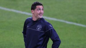 "Rădoi trebuie să joace, Steaua poate bate Fiorentina! "