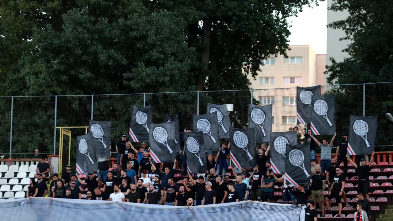 Dinamoviștii promit răzbunare rivalilor de la FCSB: „Totul va fi servit înapoi!” Scenografie specială realizată de „câini” | FOTO