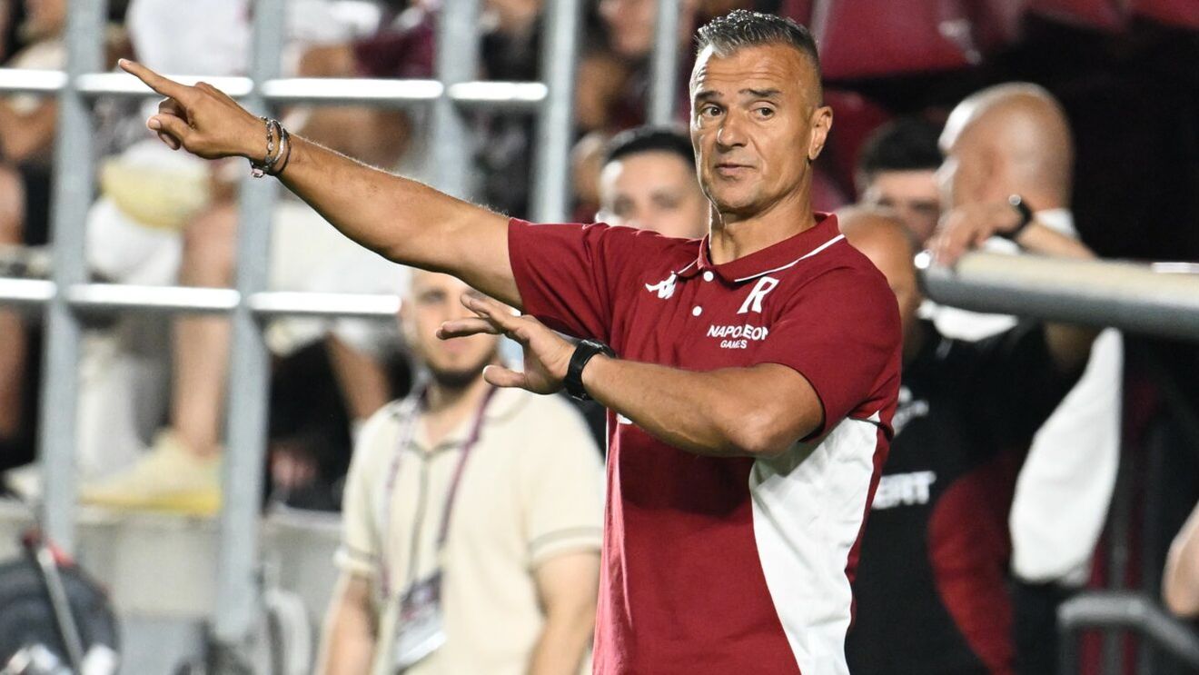 Daniel Pancu și-a certat fotbaliștii după FC Botoșani - Rapid 1-1: „O greșeală în lanț! Va mai dura până îmi cunosc jucătorii”
