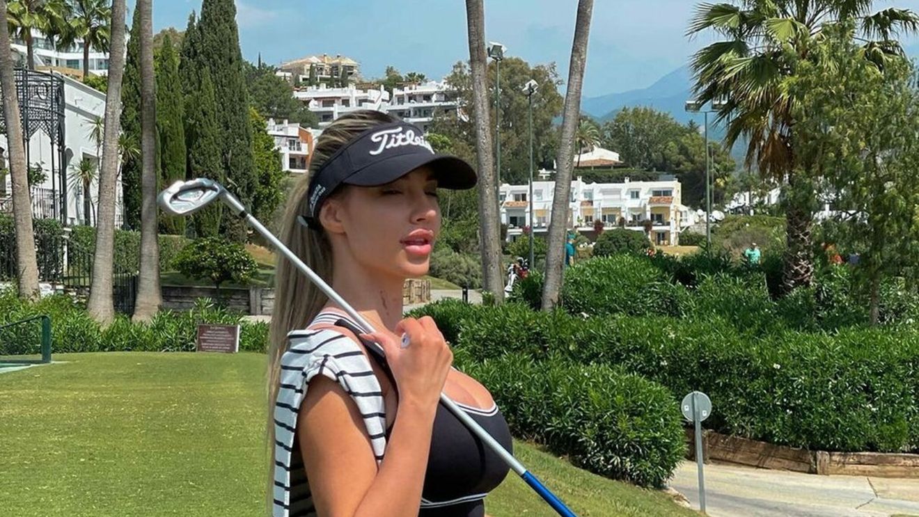 Iubita lui Horațiu Moldovan face o avere din maneaua pe care a cântat-o pe Tik Tok! Aza Gabriela e vedetă cu 36.000.000 de afișări