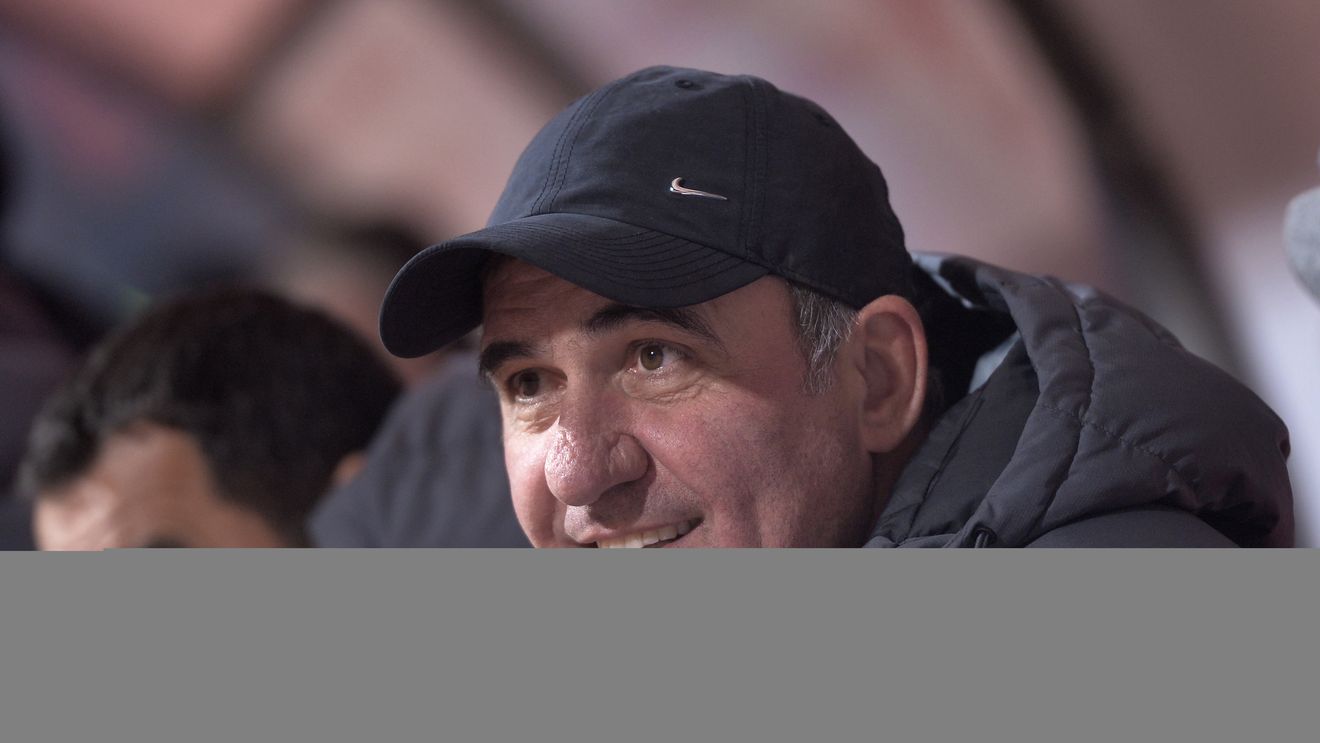 Șansa lui Hagi! Galata l-a demis pe Igor Tudor, iar Laurent Blanc a refuzat postul. "Regele" poate fi numit până vineri, dar se bate cu "Împăratul" Terim
