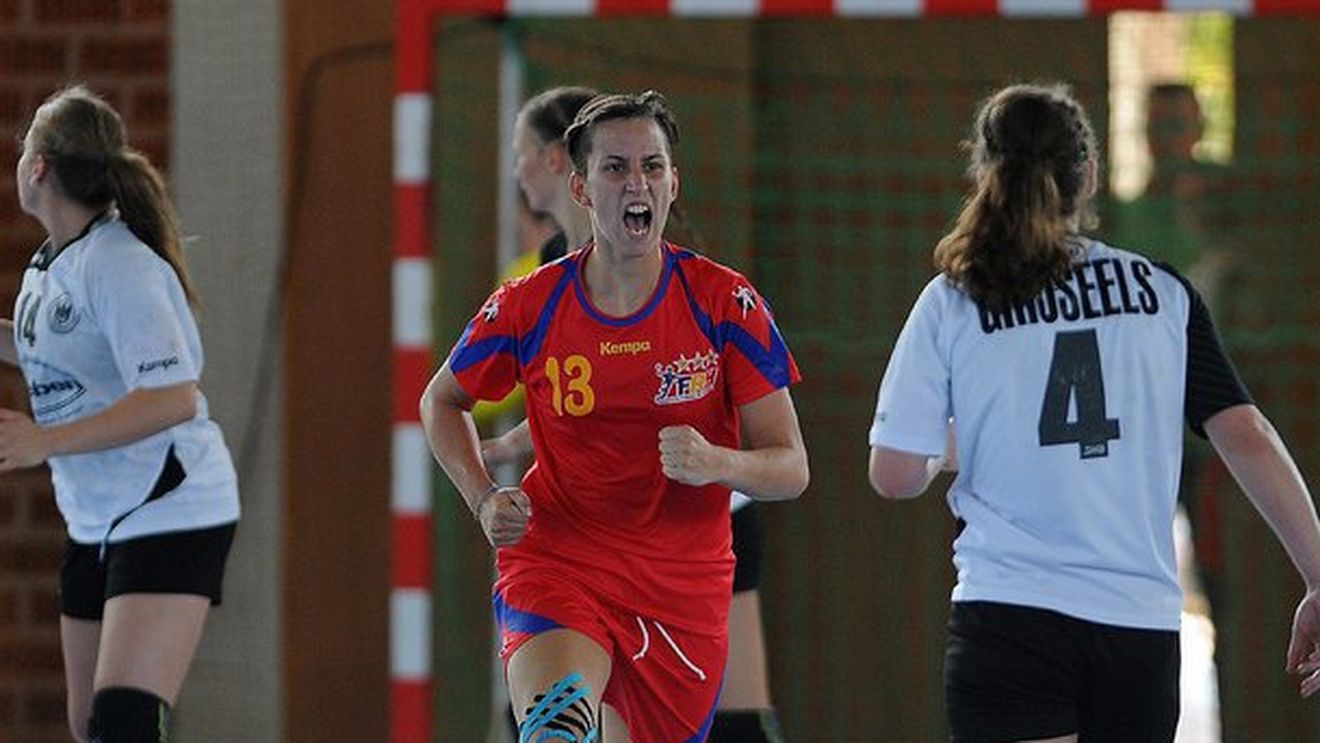 Rodica Petruș, antrenoarea care a "inventat-o" pe Cristina Laslo, liderul de generație al naționalei U18: "Ne-am arătat valoarea pe deplin, sper să fie un nou început pentru handbal" 