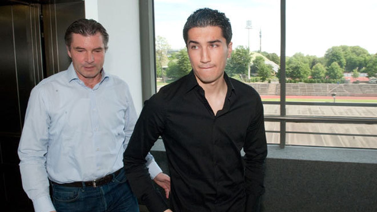 Sahin are genunchii tari când vorbește despre fenomenul Real:** "La 16 ani am jucat în fața a 50.000 de oameni"