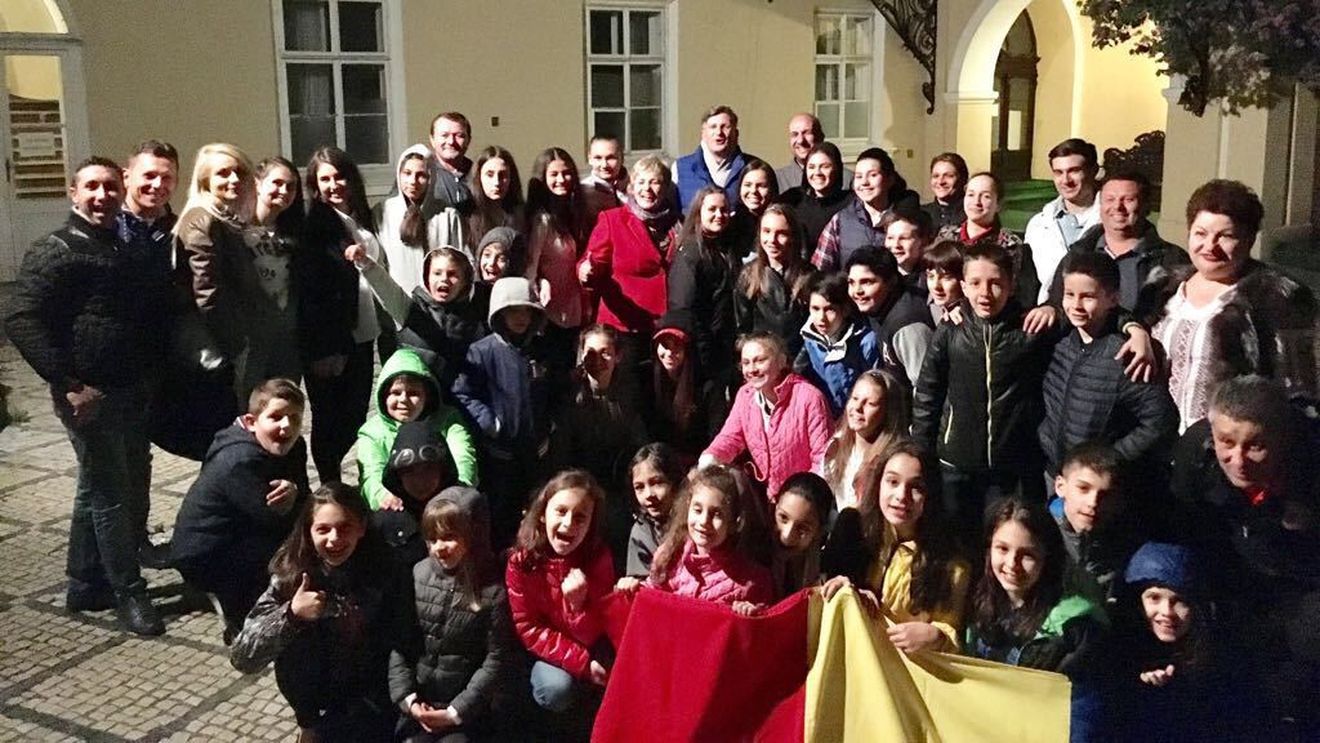 Intră în scenă "Handbaliada"! Peste 350 de copii vor participa pe 1 iunie la o adevărată miniolimpiadă, cu 5 probe "clădite" în jurul handbalului. Detaliile unei întreceri captivante și inedite 