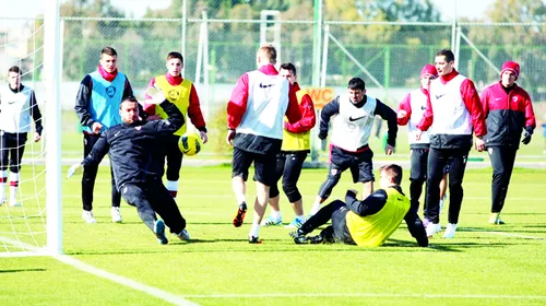 Il allenatore Danciu!** „Corbul” și „Cap de Zmeu” l-au ajutat pe Ciobi la ședințele de pregătire ale lui Dinamo