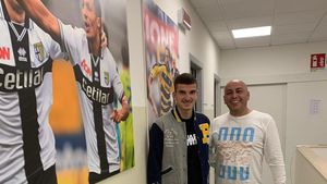 Valentin Mihăilă a semnat cu Parma! Giovanni Becali i-a convins pe italieni să plătească 8,5 milioane de euro | EXCLUSIV