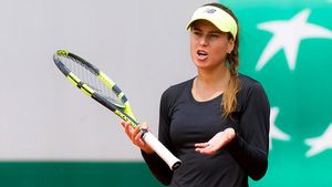 Sorana Cîrstea, ieșire incredibilă la Melbourne! A solicitat sancționarea propriului antrenor: „Taci din gură!" Replica genială a arbitrei | VIDEO