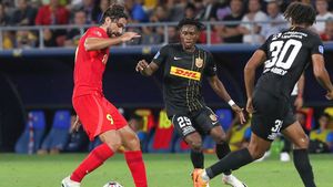 Anunț pentru fanii FCSB care merg la partida cu Nordsjaelland! Ce trebuie să facă dacă vor să poarte însemnele clubului roș-albastru pe stadion