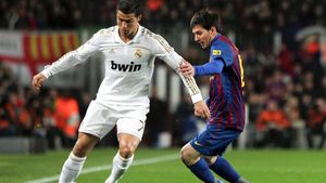 Xavi, Ozil, Van Persie, luați loc! Toată lumea e la picioarele lui:** "Ar trebui să câștige Balonul de Aur!" Cine e jucătorul care îi poate detrona pe Messi și Ronaldo