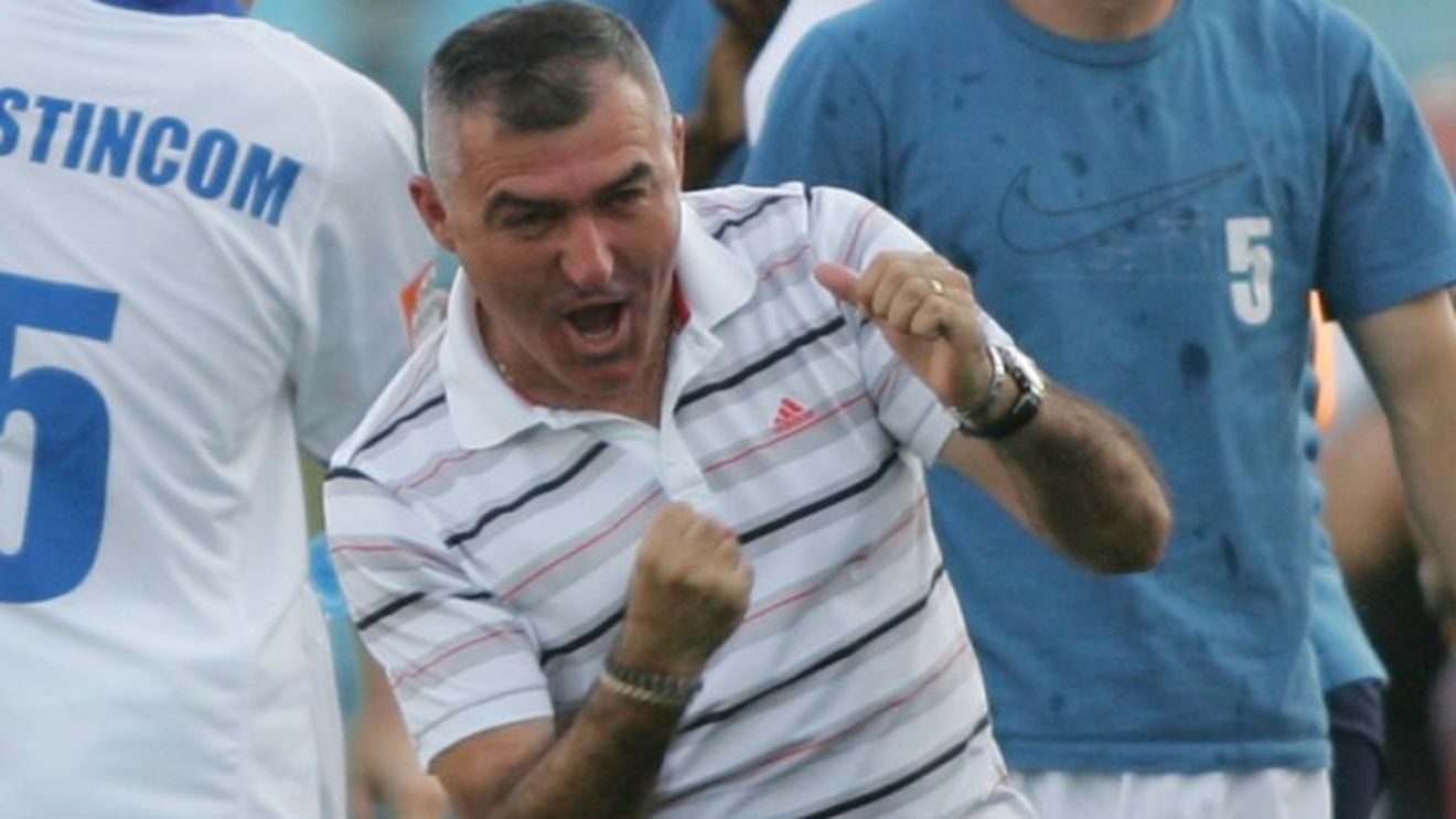 "Reușesc să-i mobilizez pe băieți, chiar dacă situația financiară e proastă!"