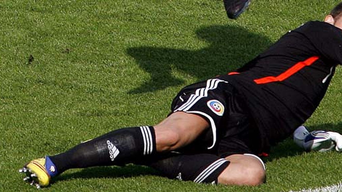 Lobonț: "Ce ați fi vrut? Să stau pe linia porții?"