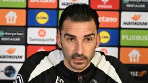 „El a muncit de dimineață până seara și tu îl acuzi că și-a luat mașina frumoasă cu banii din afaceri necurate”. Elias Charalambous l-a pus la zid pe Gicu Grozav