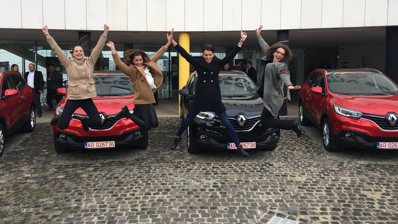 IMAGINEA ZILEI | Au sosit mașinile pentru medaliații de la Rio! Ce modele au primit fetele de la spadă și ceilalți olimpici și care sunt prețurile bolizilor 