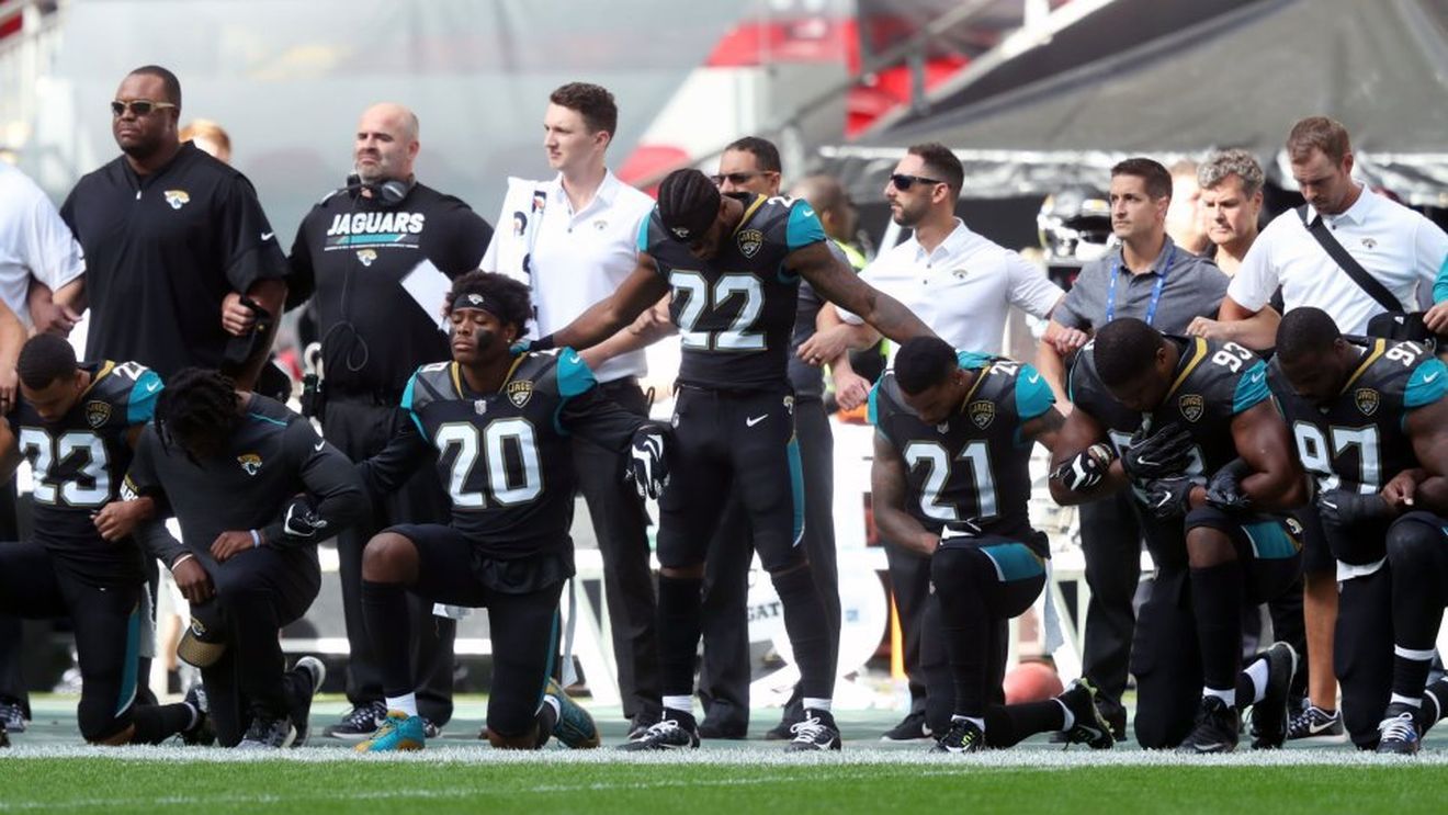 Nike și Under Armour iau apărarea sportivilor în disputa cu Donald Trump. Președintele SUA: "Afară cu acel fiu de c**vă!"

