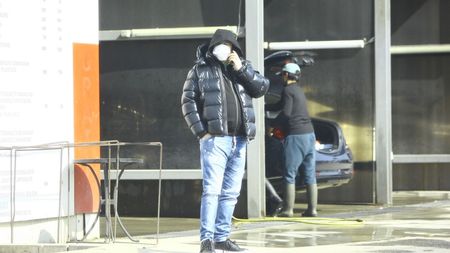 Marius Șumudică s-a camuflat și a ieșit în oraș! Ce face antrenorul de când e liber de contract | FOTO EXCLUSIV