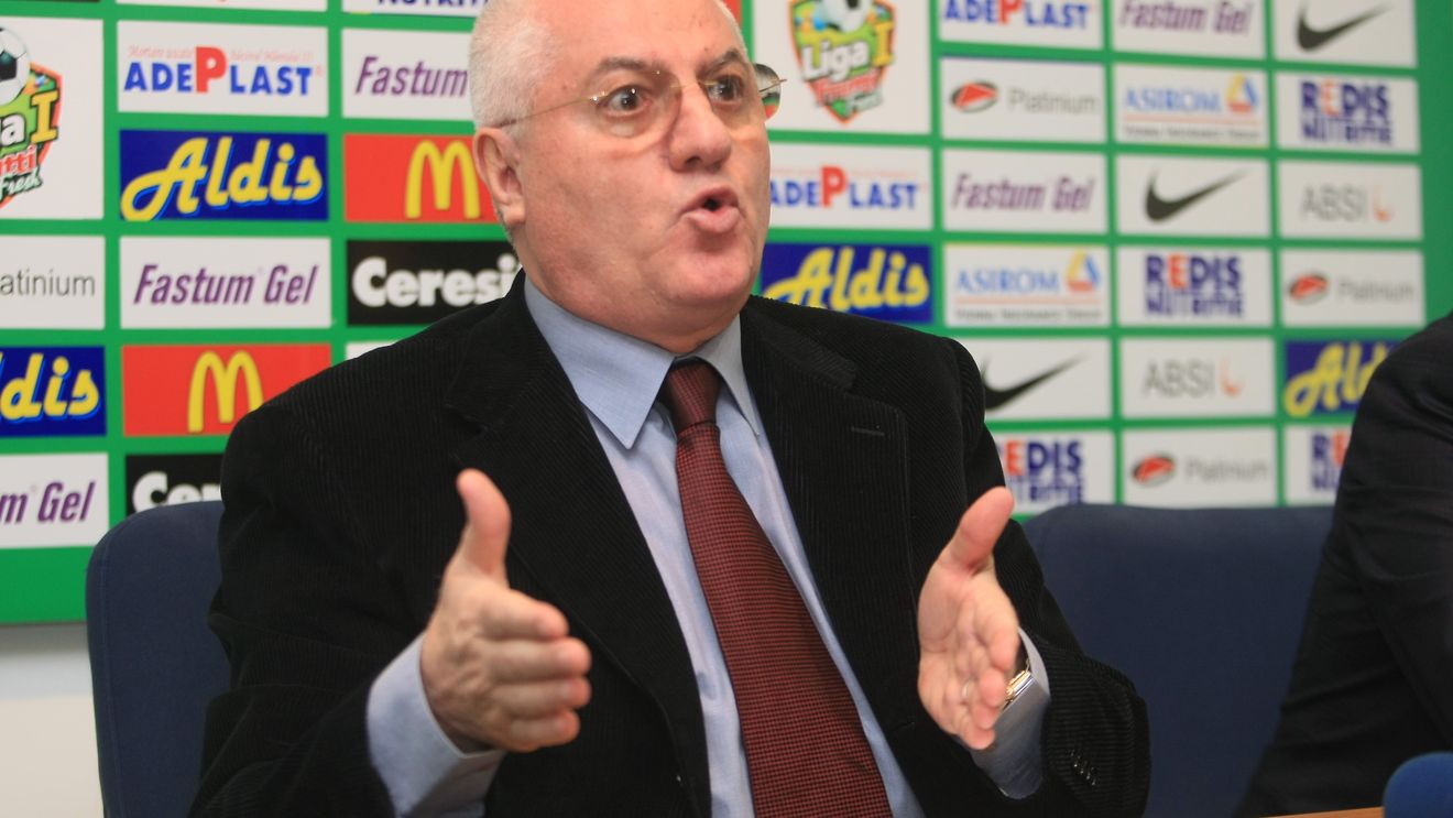 "Dacă pune Steaua mâna pe vreunul dintre Karamyeni, ia titlul!** Nu-l cred pe Iancu, e o strategie"