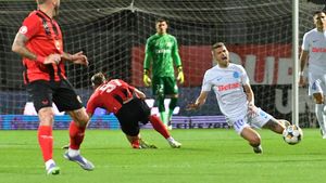 Fost jucător de bază la Steaua în anii 90, uimit de accidentările în serie de la FCSB! „Mi se par că sunt prea multe”. EXCLUSIV