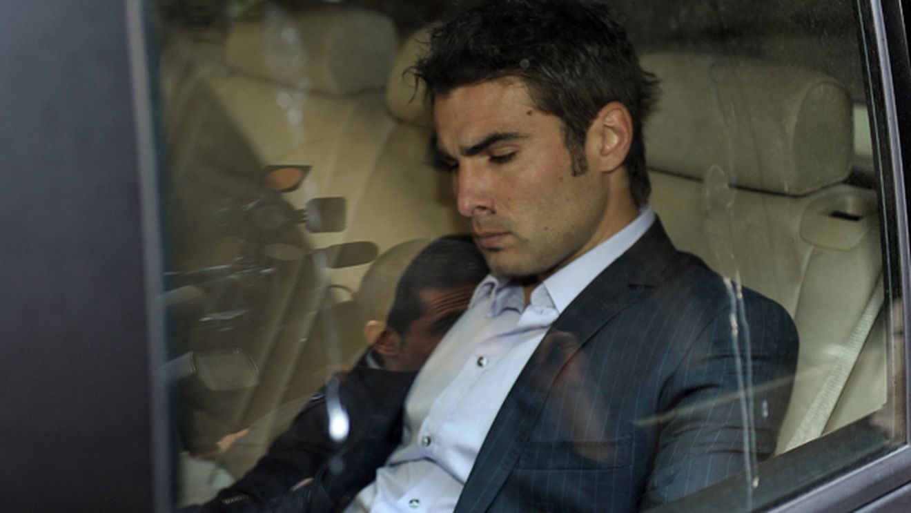 Mutu, la 8 săptămâni de "libertate"! "Până atunci îl tratăm puțin diferit... se află într-o situație foarte dificilă"