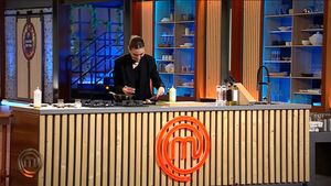 Apariție surpriză la Masterchef. Iubita fostului atacant de la FCSB, înscrisă chiar de jucător la emisiunea de la PRO TV
