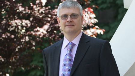 Ambasadorul Marii Britanii în România a pariat pe Unirea-Liverpool!** VEZI pe ce a mizat!