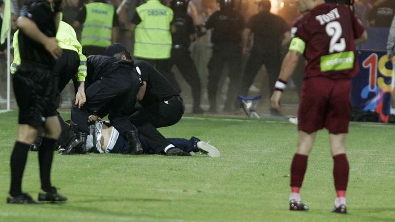 "M-am speriat când suporterii au intrat pe teren!**Sunt niște frustrați"