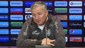CFR Cluj, pregătită de penalty-uri la Sevilla, ca Steaua în 1986! Dan Petrescu, surprins de cât de bun va fi gazonul: „Am crezut că jucăm golf” + Coronavirus le dă bătăi de cap românilor | VIDEO