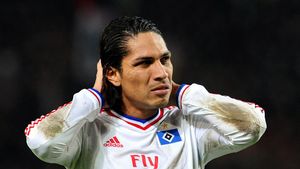 VIDEO Asta este faza care a consternat toată Germania!** Lumea i-a sărit în cap lui Guerrero după faultul cinic asupra portarului advers