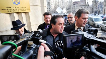 Rapidiștii își recapătă speranța după ce vor auzi asta:** "Am vorbit cu Ioan Niculae, vrea să preia echipa!" De ce se teme șeful Astrei și cine e "rezerva" suporterilor