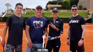 Sorana Cîrstea și-a prezentat staff-ul cu care atacă Roland Garros: „Echipă completă!" Românca și-a ales un colaborator surpriză