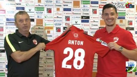 Dinamo și-a prezentat ultima achiziție! "Va fi un jucător de bază!" Anton: "Sincer, din exterior nu mi se părea că Dinamo are prea multă calitate"