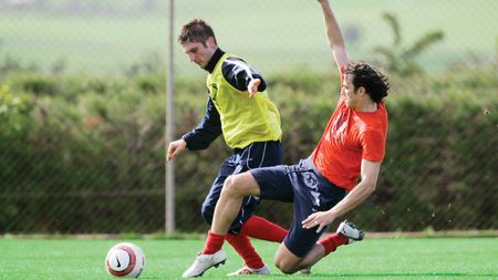 „Să joace, iar apoi să vorbească!"