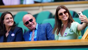 Simona Halep, apariție răvăşitoare în loja regală! Românca a atras toate privirile la Wimbledon