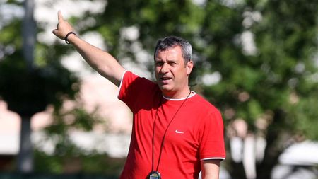 "Nu există listă neagră la Dinamo, nu pleacă nimeni"