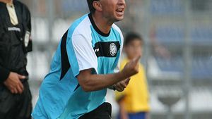 Dan Petrescu: "Nu vreau jucători de la Timișoara, dacă aceasta dispare"