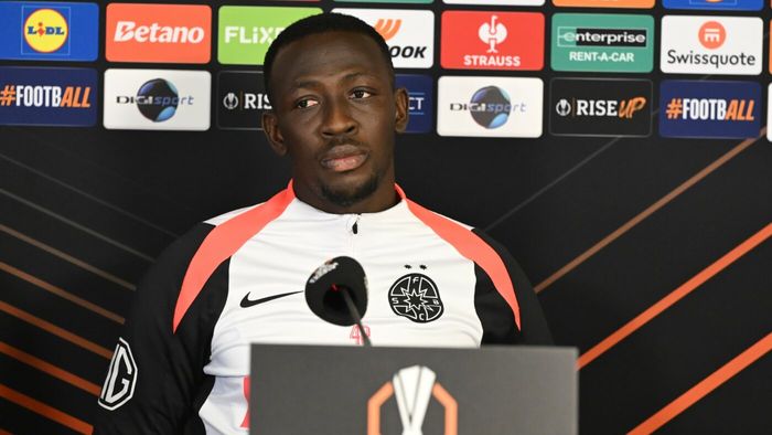 Ce se întâmplă în vestiarul FCSB. Baba Alhassan a recunoscut cum e atmosfera la echipa lui Gigi Becali
