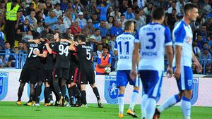 Marcel Popescu, după ce Craiova a fost eliminată de AC Milan: "Dacă Mitriță înscria, le cam îngheța sângele în vene! Donnarumma a fost eroul lor. Ei n-au avut ocaziile pe care le-am avut noi"