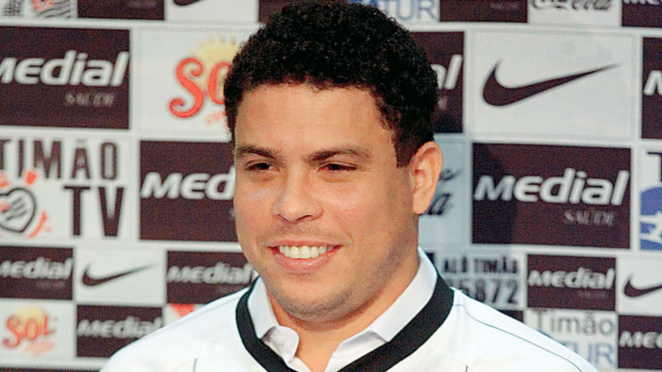 „Ronaldo, Robinho  și Adriano ne fac de râs"