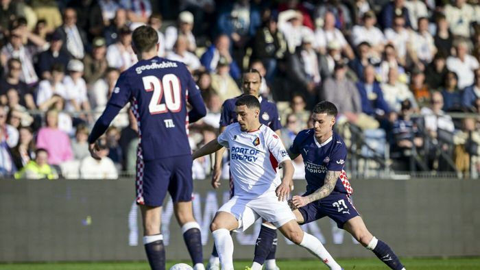 În picaj! Nota primită de Dennis Man după ce a fost schimbat la pauza meciului Telstar - PSV