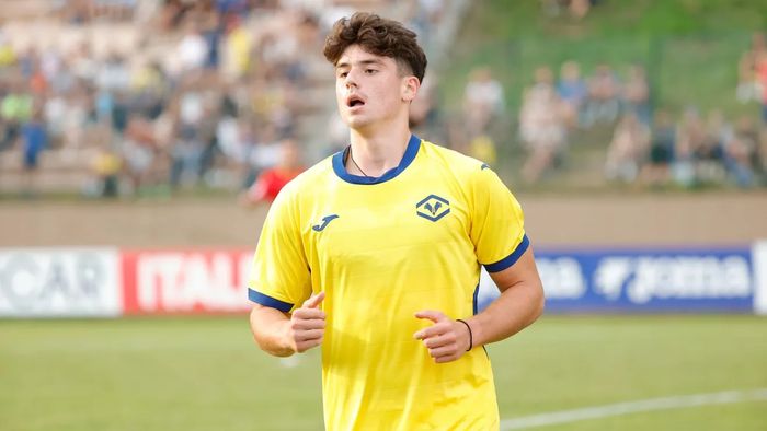 Antrenorul român care l-a format pe Vermeşan îl vede la FCSB: „Acolo ar putea progresa, dar el vrea să rămână în Serie A dacă retrogradează Verona”