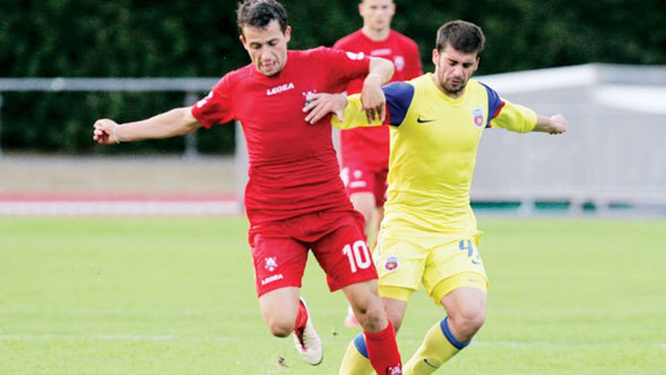 Superjucătorul de 3 milioane â‚¬ care se roagă pe Facebook să ajungă la Steaua:** "Doamne-ajută să ajung acolo! Trimiteți oferta!'