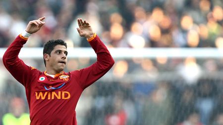 Cicinho face dezvăluiri din vestiarul Romei!** "Beam și fumam mult! M-aș fi drogat chiar, dacă nu erau controale antidoping"