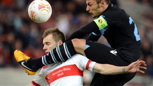 Ghinion la primul meci ca titular pentru Alex Maxim!** EXCLUSIV Reacția românului după ce a ieșit accidentat în meciul cu Lazio