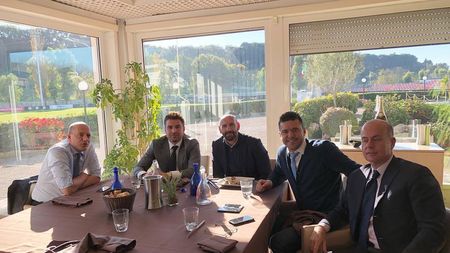 GALERIE FOTO | Mutu și Contra, vizită de lucru la Roma! Cei doi s-au întreținut cu Totti, Deco, Monchi și conducerea clubului giallorossa