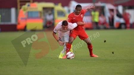 Ioan Niculae, supărat de atitudinea rapidiștilor: "Suntem noi vinovați că nu aveți voi echipă?". Patronul speră că accidentarea lui Fatai nu e gravă