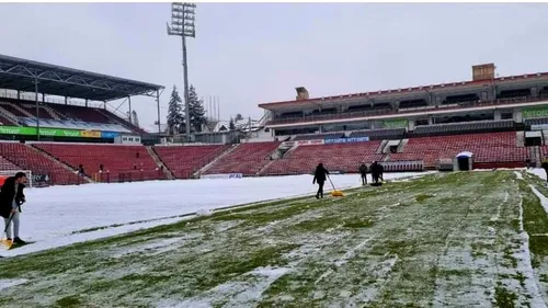 Suporterii lui CFR Cluj au trecut la treabă! Au intervenit direct pentru deszăpezirea stadionului înaintea meciului cu FCSB