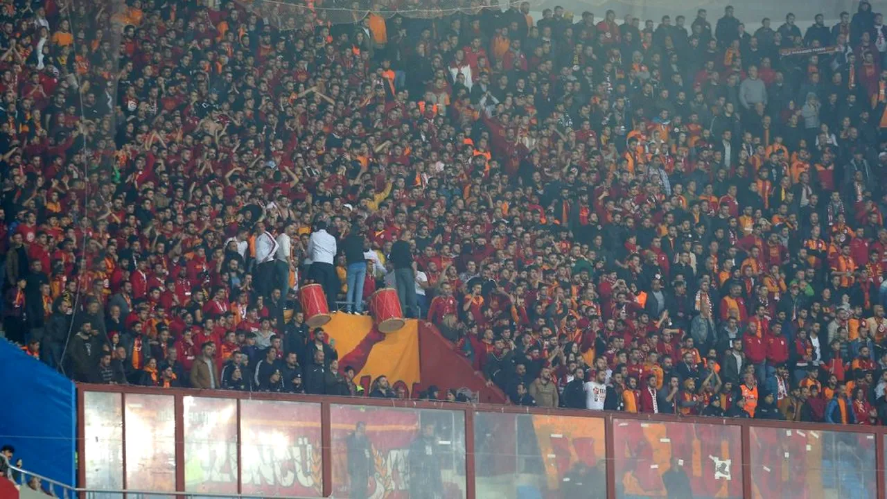 Fără Alexandru Cicâldău și Olimpiu Moruțan pe teren, Galatasaray se califică în grupele Europa League! Gigi Becali își umple buzunarele grație performanței turcilor